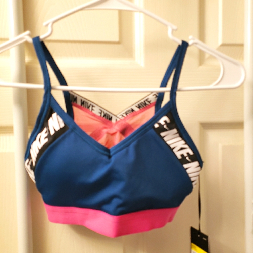 Nike sports bra